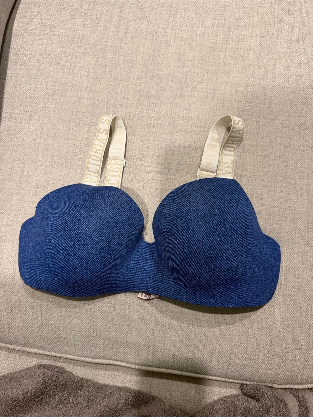 Victoria's Secret Blue Molded Bra with Ivory Logo Straps